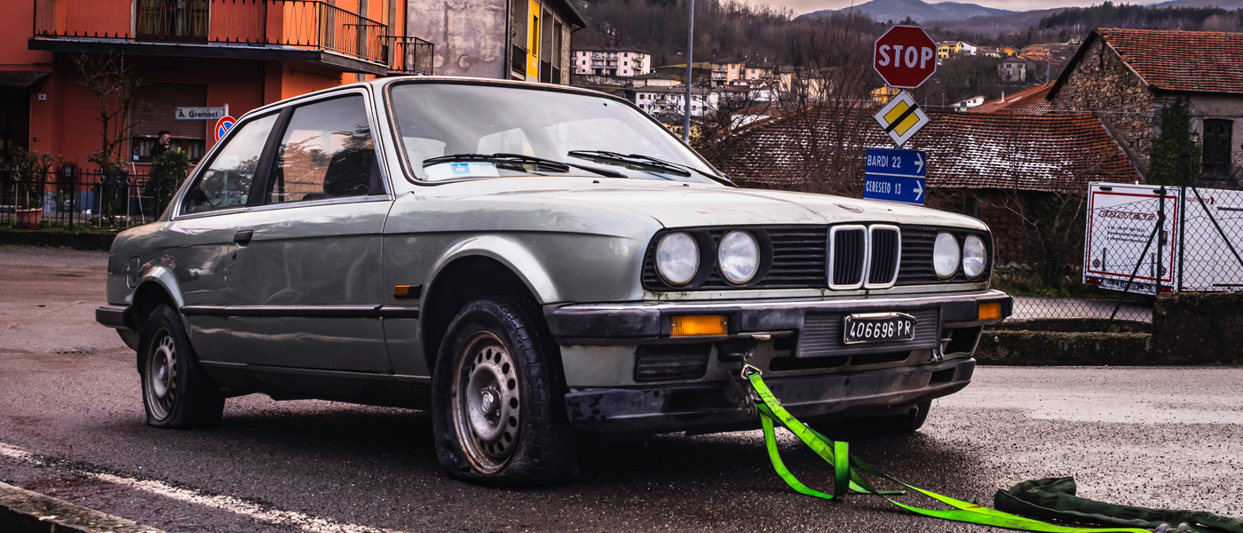 BMW 320i E30: Andrà di traverso dopo vent’anni? – Davide Cironi (Dal Pollaio alla Pista Ep.8 SE04)