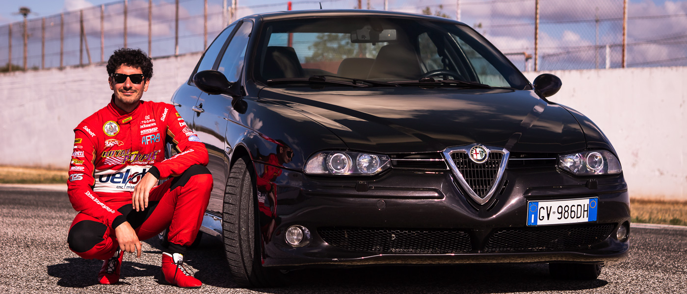 Alfa 156 GTA: Convertita manuale e bombardata – Davide Cironi (Dal Pollaio alla Pista Ep.5 SE05)