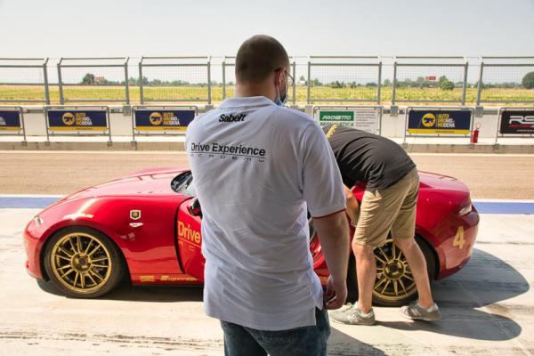 DRIVE-EXPERIENCE-ACADEMY-8-CORSO-37