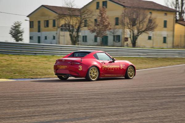DRIVE-EXPERIENCE-ACADEMY-9-CORSO-12