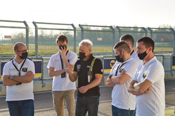 DRIVE-EXPERIENCE-ACADEMY-9-CORSO-125