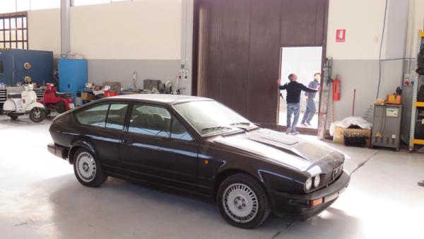 Alfa-Romeo-GTV6-Eleonora-Davide-Cironi-Dal-Pollaio-alla-Pista-1