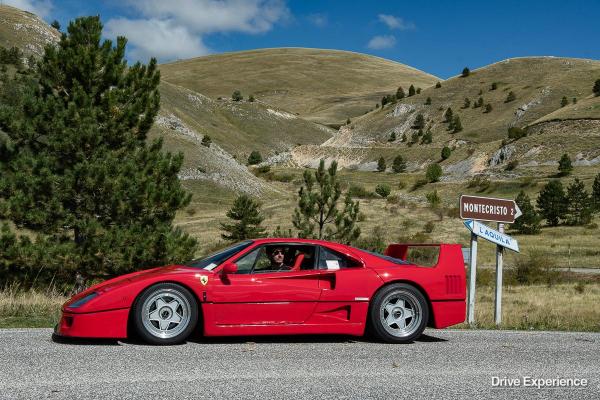 FERRARI F40 TEST DRIVE EXPERIENCE DAVIDE CIRONI-16